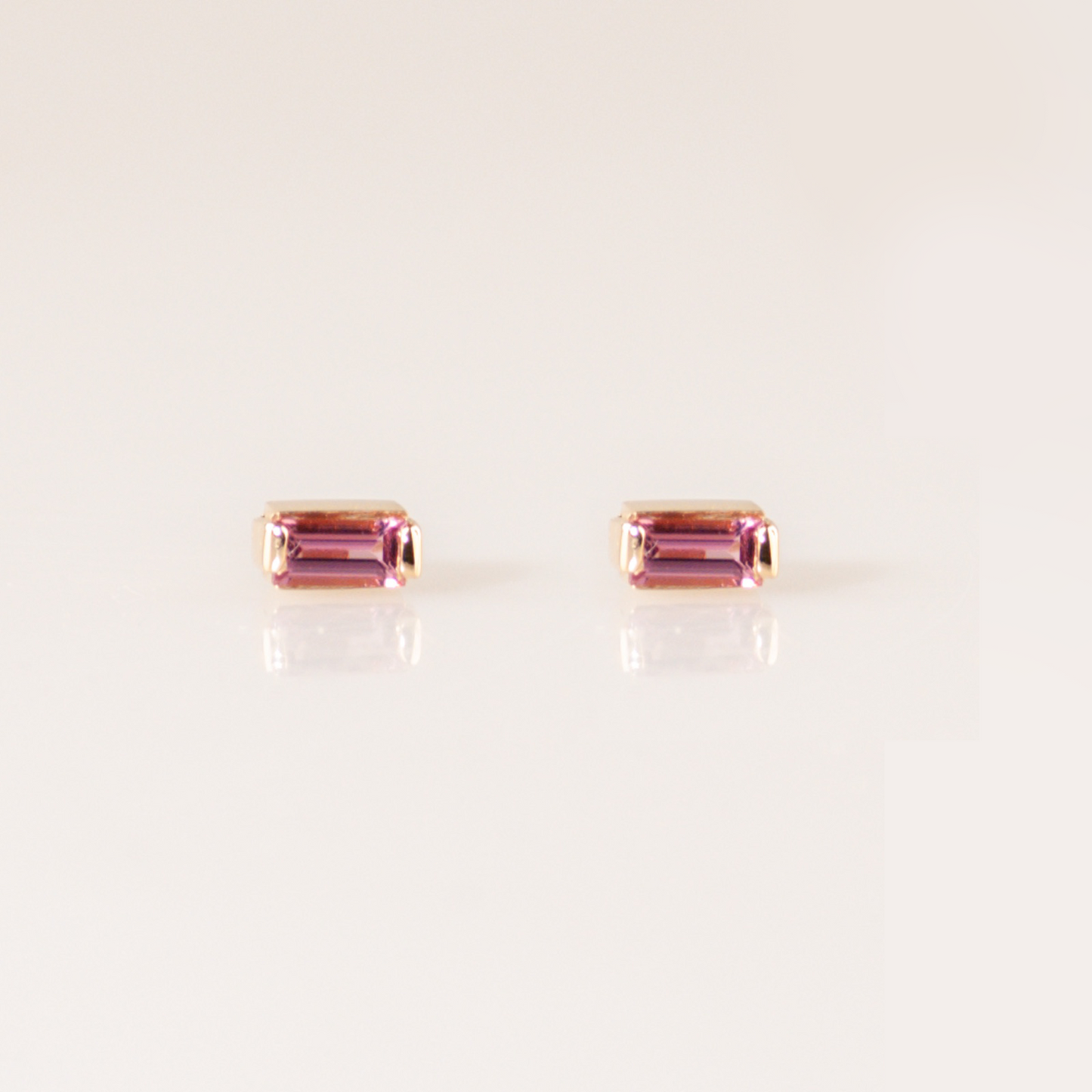 Aretes con turmalina rectangular